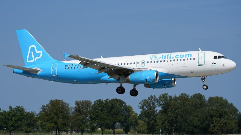 FlyLili iese cu comunicat de presă: Îsi asumă plata restanțelor uriașe la stat, spune că nu a avut treabă cu Rusia, dar confirmă ca a operat zboruri spre Congo