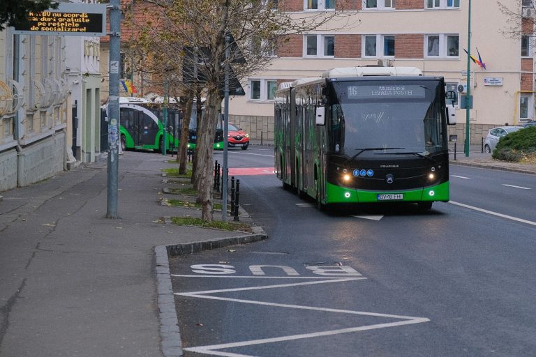 RATBV S.A. își adaptează programele și traseele de transport pentru data de 1 Decembrie 2025