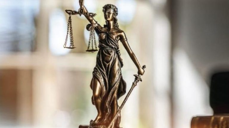 Critici, politicieni și analiști susțin că Consiliul Superior al Magistraturii a devenit o rușine națională